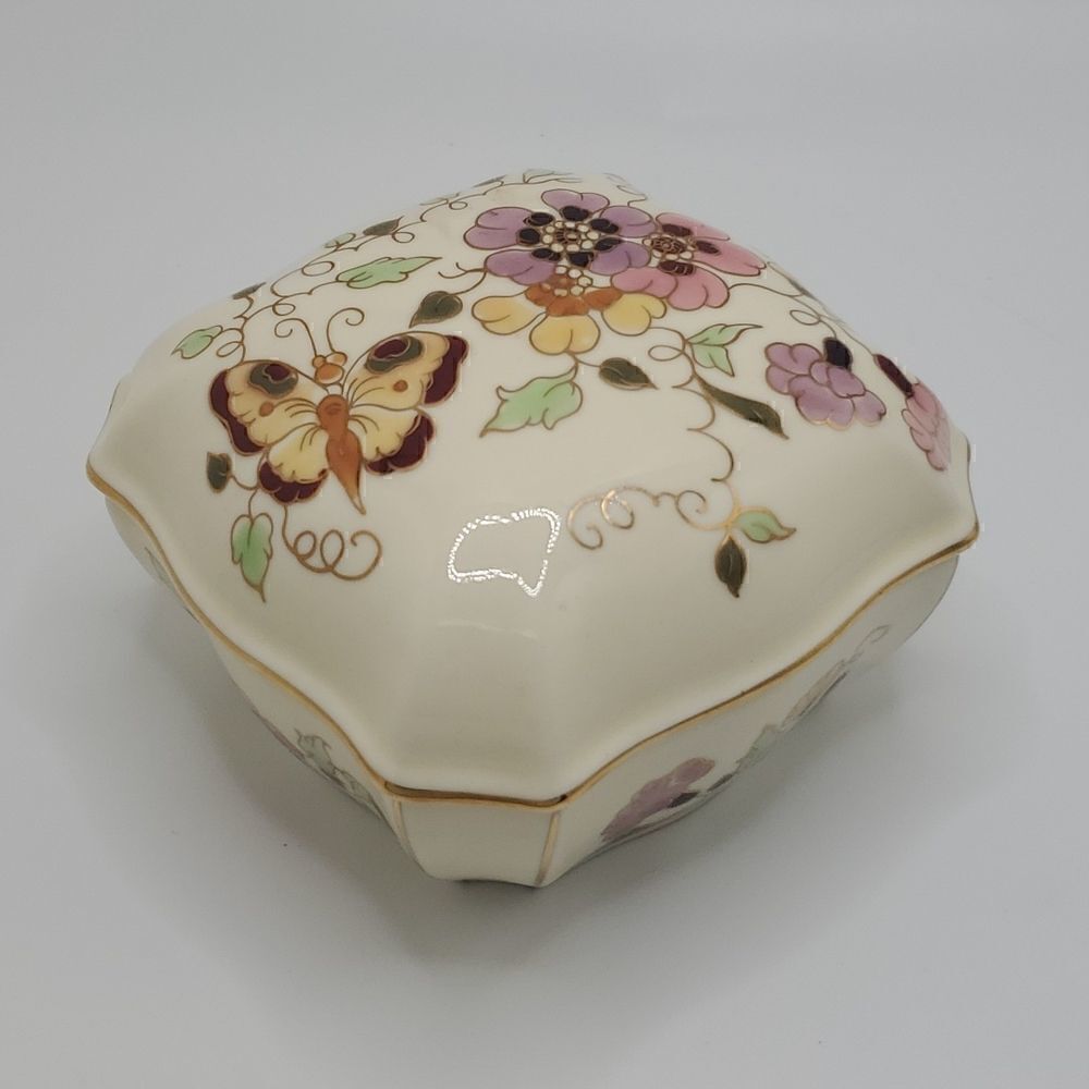 Zslonay Hungary Porcelain Small Trinket Covered Dish